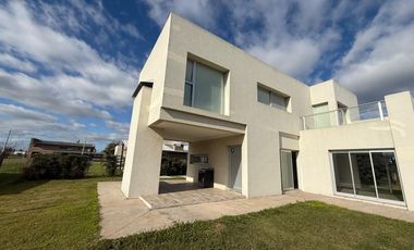 Casa en Arroyo Seco COUNTRY LA CHACRA