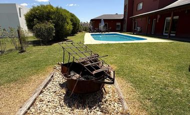 Venta de Casa en Barrio La Magdalena Canning