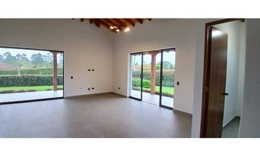 Casa campestre ubicada en el municipio de Rionegro Antioquia.