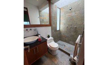 CASA EN VENTA EN EL ALTO DE LAS PALMAS ENVIGADO EN UNIDAD CERRADA