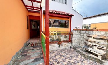 SE ARRIENDA CASA EN CHIA VEREDA TIQUIZA