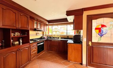 SE ARRIENDA CASA EN CHIA VEREDA TIQUIZA