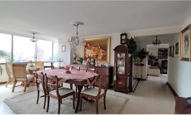 VENTA DE APARTAMENTO POBLADO MEDELLN