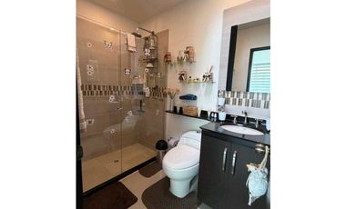 En venta casa en conjunto cerrado