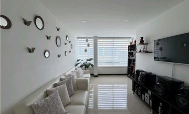 En venta casa en conjunto cerrado