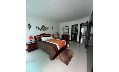 En venta casa en conjunto cerrado