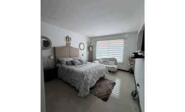 En venta casa en conjunto cerrado