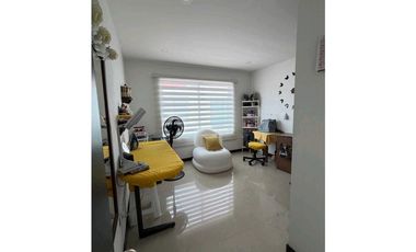 En venta casa en conjunto cerrado