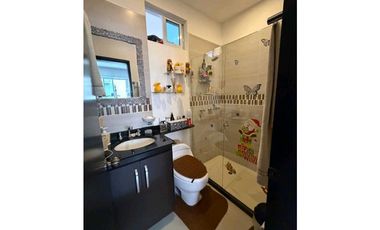 En venta casa en conjunto cerrado