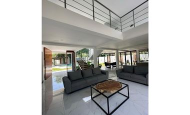 CASA CAMPESTRE EN VENTA – CARTAGO