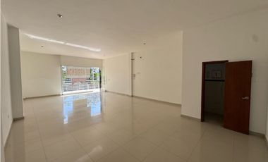 Amplio local comercial