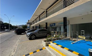 Amplio local comercial