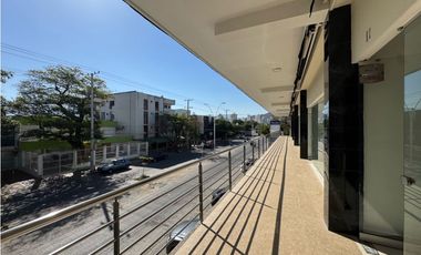 Amplio local comercial