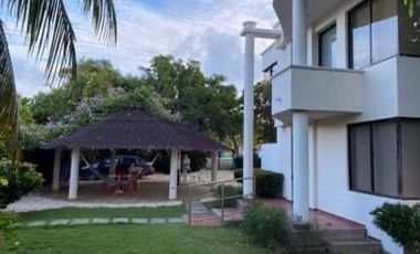 VENDO CABAÑA EN COVEÑAS PRIMERA ENSENADA