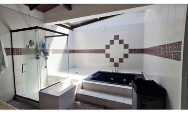 Casa Finca exclusiva con doble vivienda en Los Balsos – El Poblado