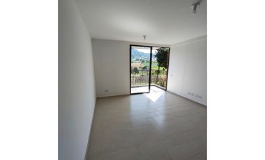 Arriendo apartamento nuevo en El Carmen- Vista espectacular