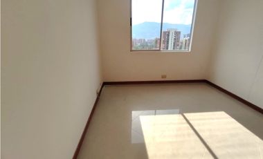 Apartamento en Renta en Envigado, sector Los Benedictinos