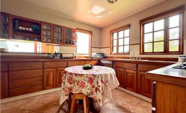 Vendo hermosa casa campestre en el Alto de las palmas