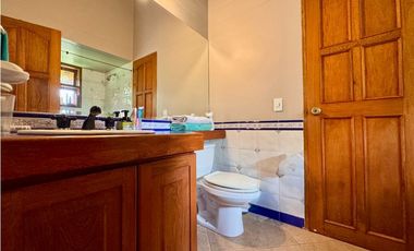 Vendo hermosa casa campestre en el Alto de las palmas