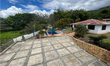 VENDO CASA CAMPESTRE LAGO CALIMA, Calima