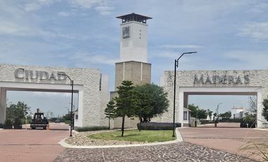 CASA EN VENTA EN CIUDAD MADERAS SUR II