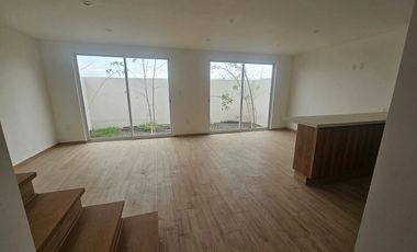 CASA EN VENTA EN CIUDAD MADERAS SUR II