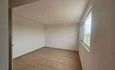 CASA EN VENTA EN CIUDAD MADERAS SUR II