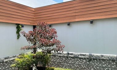 CASA EN RENTA EN ALTOS JURIQUILLA AMUEBLADA