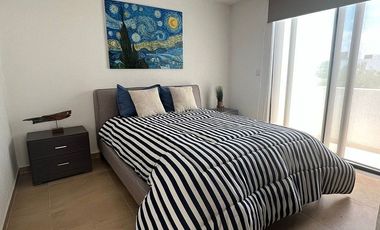 CASA EN RENTA EN ALTOS JURIQUILLA AMUEBLADA