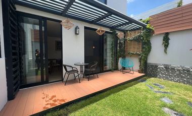 CASA EN RENTA EN ALTOS JURIQUILLA AMUEBLADA