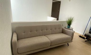 CASA EN RENTA EN ALTOS JURIQUILLA AMUEBLADA