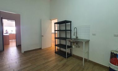 Renta de local comercial en Zakia en Sabino 51