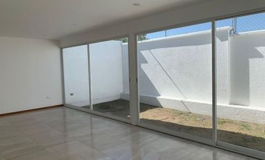 CASA EN FRACC. EL CAPULIN