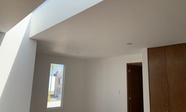 CASA EN FRACC. EL CAPULIN