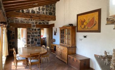 CABAÑA CON VOLCAN INCLUIDO