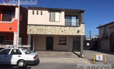 RENTA DE CASA EN LA COL. RESIDENCIAL LOS MORALES