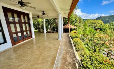 VENTA CASA EN ALTOS DEL MARIA 1139M2 CON JACUZZI TERRAZA cv