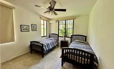 VENTA CASA EN ALTOS DEL MARIA 1139M2 CON JACUZZI TERRAZA cv