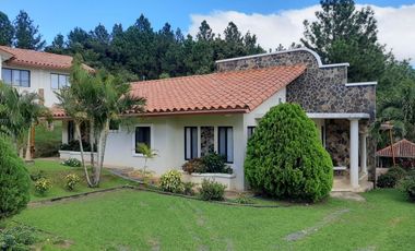 VENTA CASA EN ALTOS DEL MARIA 1139M2 CON JACUZZI TERRAZA cv