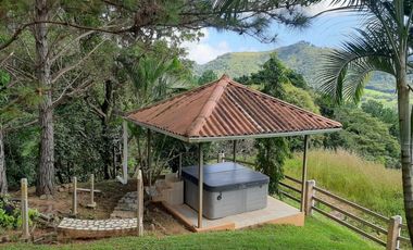 VENTA CASA EN ALTOS DEL MARIA 1139M2 CON JACUZZI TERRAZA cv