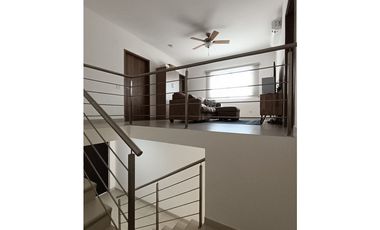 SE VENDE CASA EN CONDADO DEL REY PH ALTOS DEL PARQUE DE 3 HABITACION