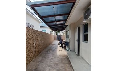 SE VENDE CASA EN CONDADO DEL REY PH ALTOS DEL PARQUE DE 3 HABITACION