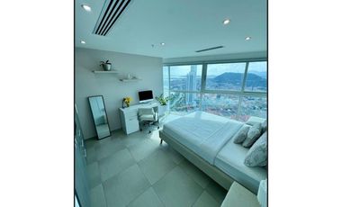 Yacht Club venta