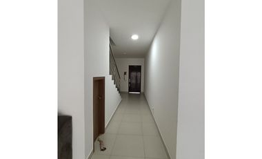 CONDADO DEL REY / ALTOS DEL PARQUE / 264M / 3 HABITACION / 2 PARKING