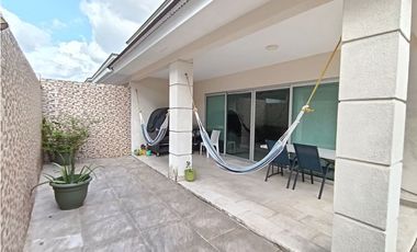 CONDADO DEL REY / ALTOS DEL PARQUE / 264M / 3 HABITACION / 2 PARKING