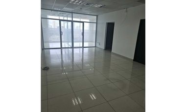 OFICINA EN OBARRIO PH OFFICE ONE 110.50M2 CON DIVISIONES