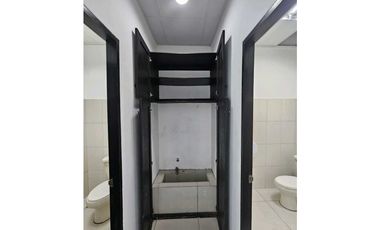 OFICINA EN OBARRIO PH OFFICE ONE 110.50M2 CON DIVISIONES