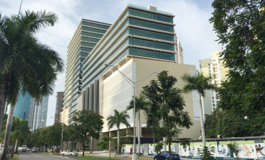 OFICINA EN COSTA DEL ESTE EN PLAZA DEL ESTE  AMOBLADA 340M2