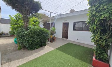 Chalet 4 amb (Corrientes 4300)