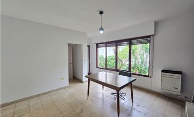 Chalet 4 amb (Corrientes 4300)